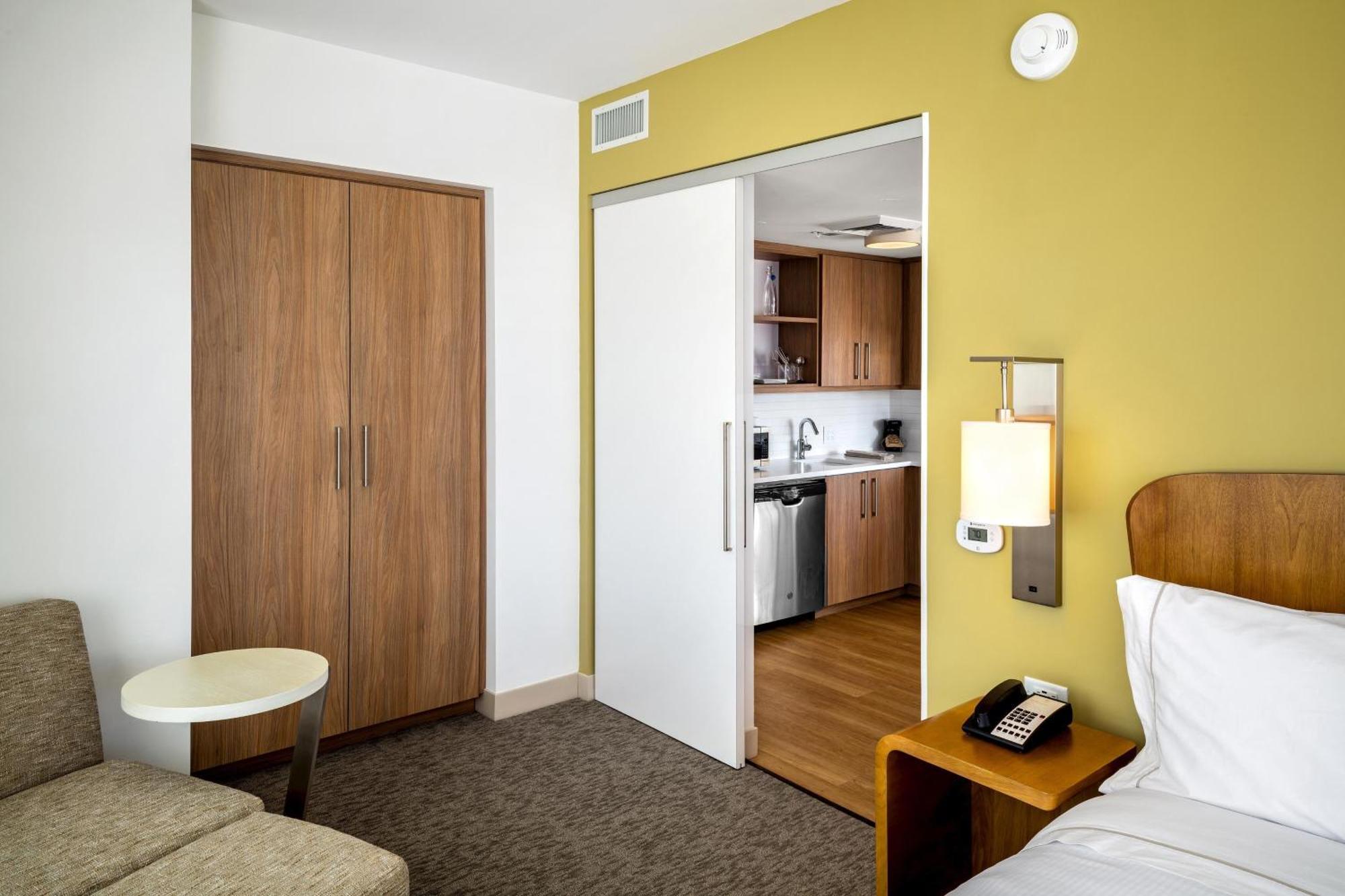 เอลเลเมนต์ เบนด์ Hotel ภายนอก รูปภาพ