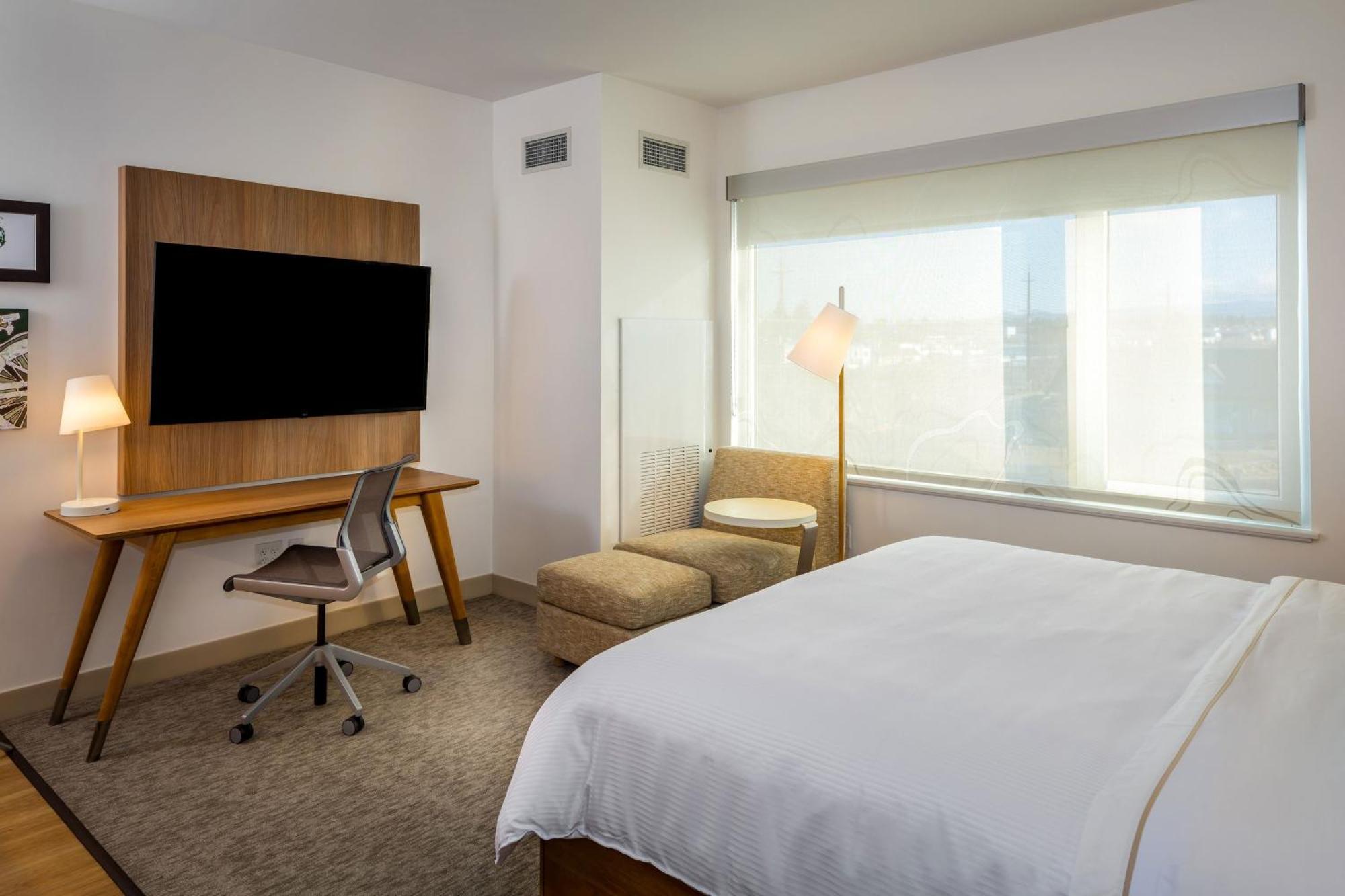 เอลเลเมนต์ เบนด์ Hotel ภายนอก รูปภาพ